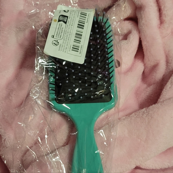 Hair Brush Disney Stitch paddle style blue turquiose teal NEW New in Package NIP - Picture 2 of 3